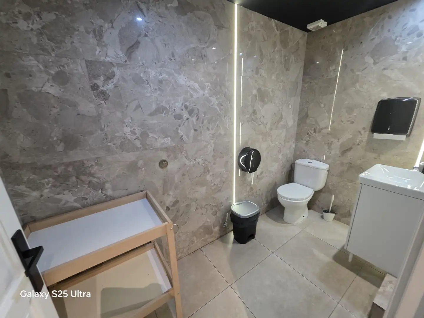 Local comercial en alquiler en Garbinet - Vistahermosa, imagen 11