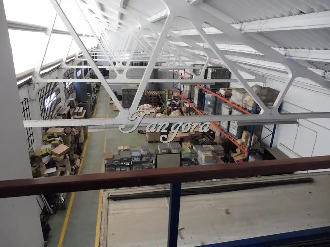 Nave industrial en venta en Derio