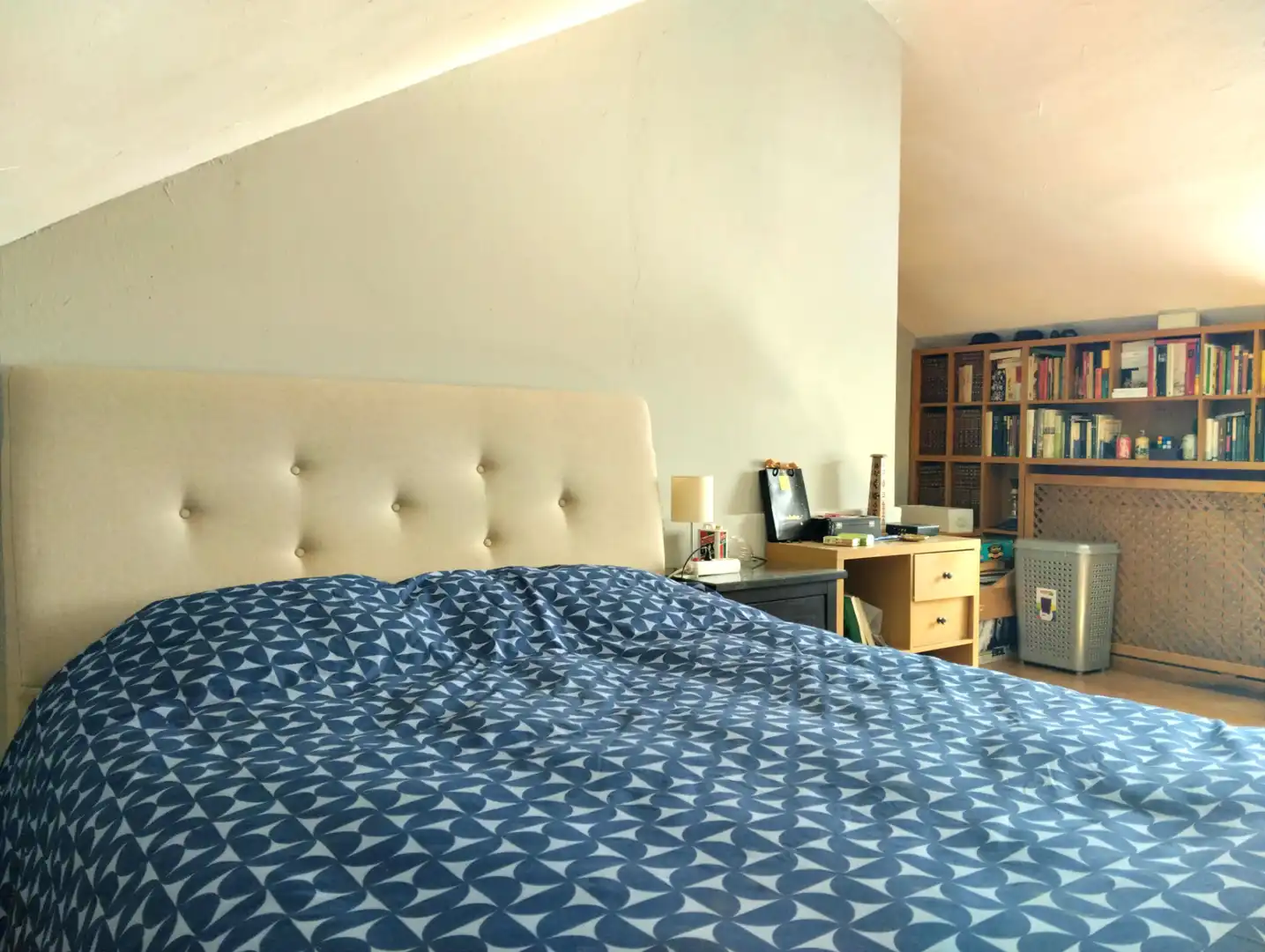 Habitación de Casa adosada en venta en San Lorenzo de El Escorial con Aire acondicionado, Calefacción y Jardín privado