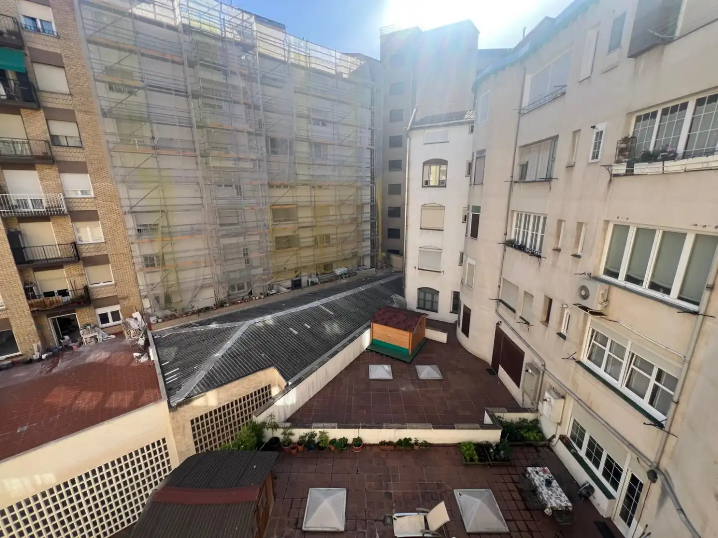 Vista exterior de Piso en venta en  Logroño con Calefacción, Trastero y Balcón