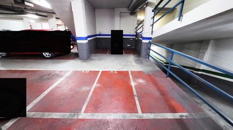 Foto 2 von Garage zur Miete in Carrer de Josep Sangenís, 25, La Teixonera, Barcelona Capital