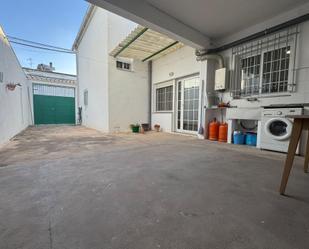 Vista exterior de Casa o xalet en venda en Marines amb Calefacció, Jardí privat i Terrassa