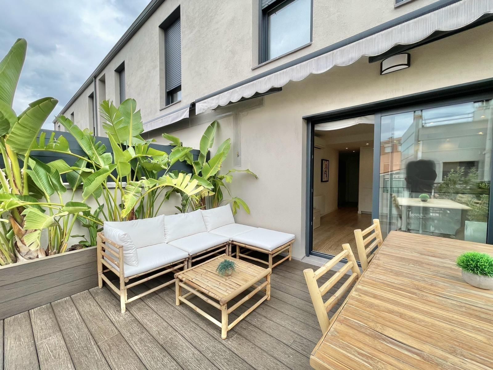 Terrassa de Pis en venda en Sant Cugat del Vallès amb Aire condicionat, Jardí privat i Parquet