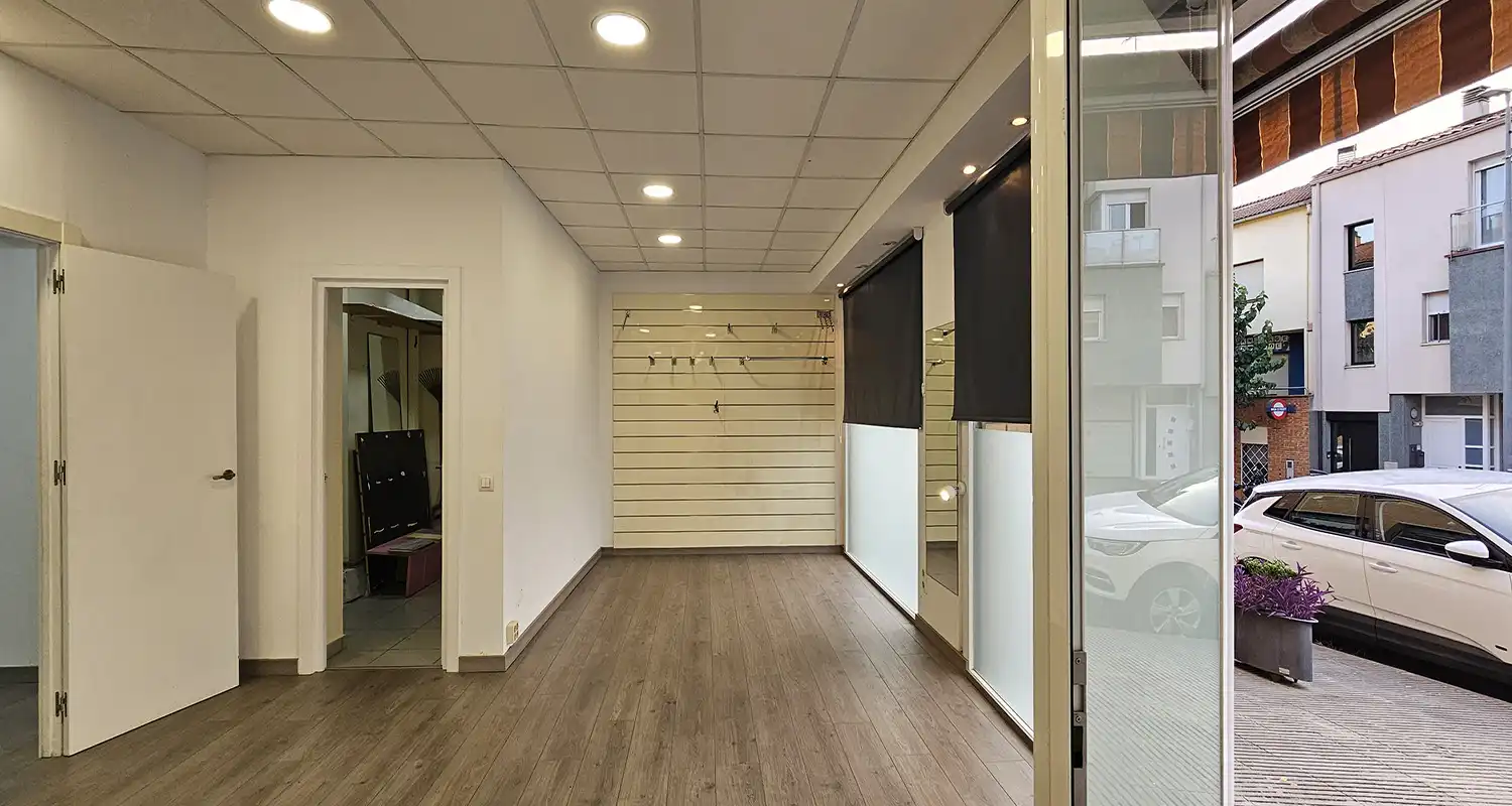 Gewerbefläche zum Verkauf in Carrer Girona 23, imagen 5