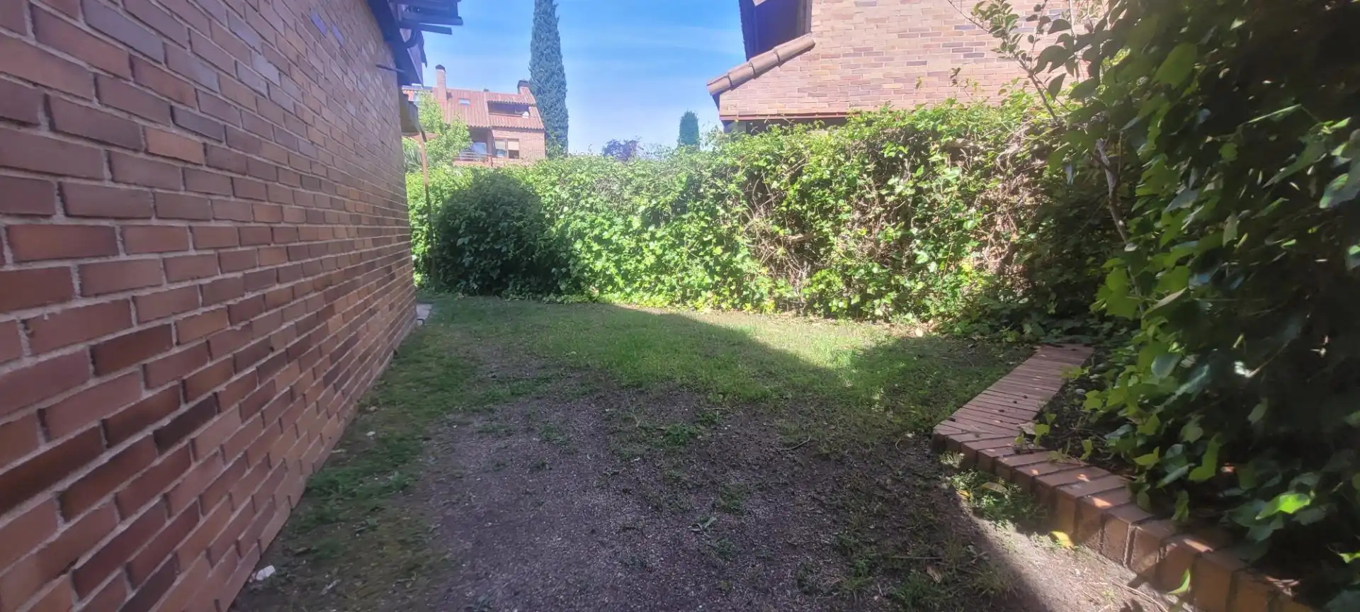 Jardí de Casa adosada de lloguer en Majadahonda amb Calefacció, Jardí privat i Parquet