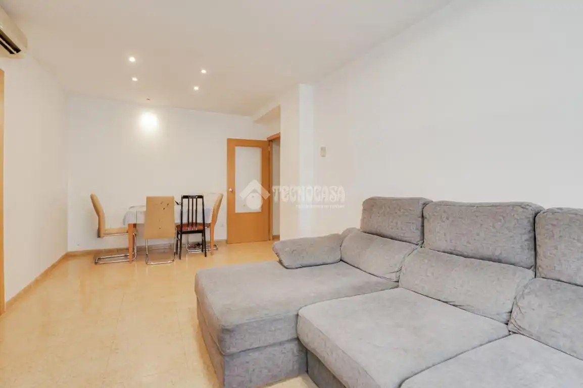 Sala d'estar de Pis en venda en Terrassa amb Aire condicionat i Calefacció