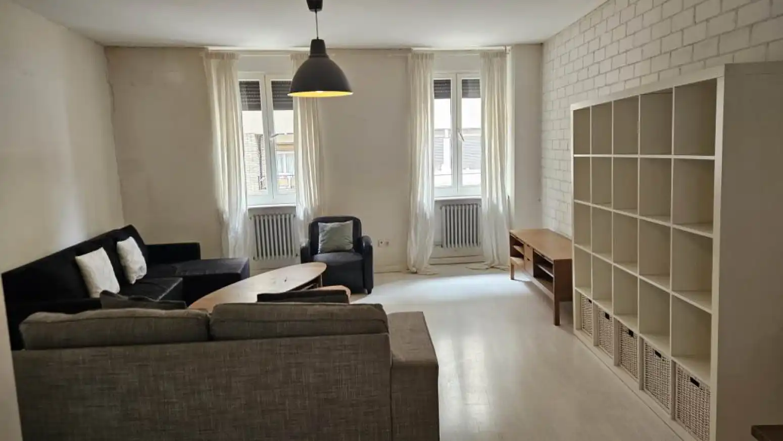 Sala d'estar de Pis en venda en Salamanca amb Calefacció
