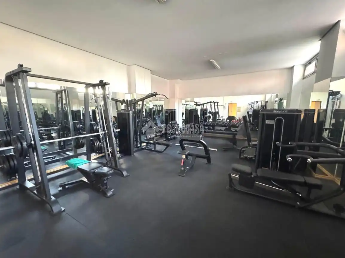 Flat for sale in Madrid  with Heating and Community pool