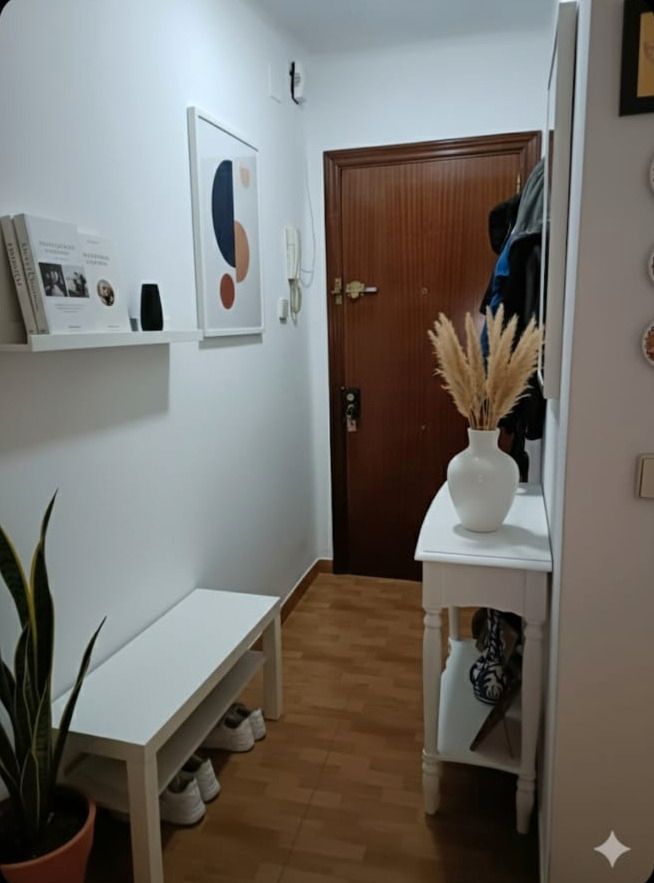 Flat for sale in  Sevilla Capital  with Air Conditioner, Heating and Furnished