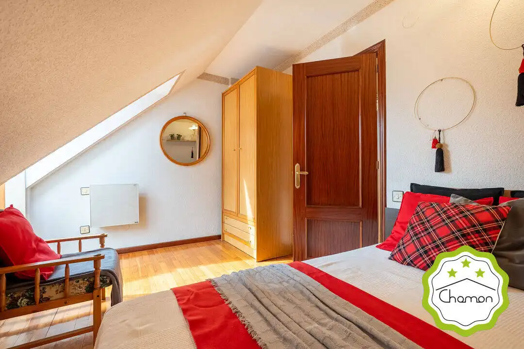 Schlafzimmer von Maisonette zum Verkauf in Noja mit Heizung, Abstellraum und Möbliert