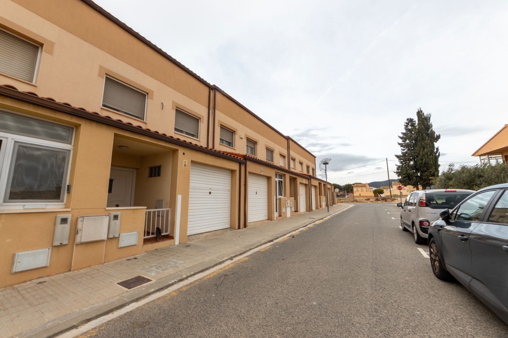 Vista exterior de Casa adosada en venta en El Pla de Santa Maria con Calefacción, Jardín privado y Amueblado