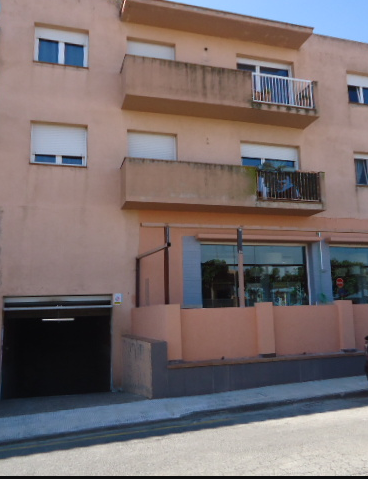 Garatge en venda a Figueres, Castelló d'Empúries