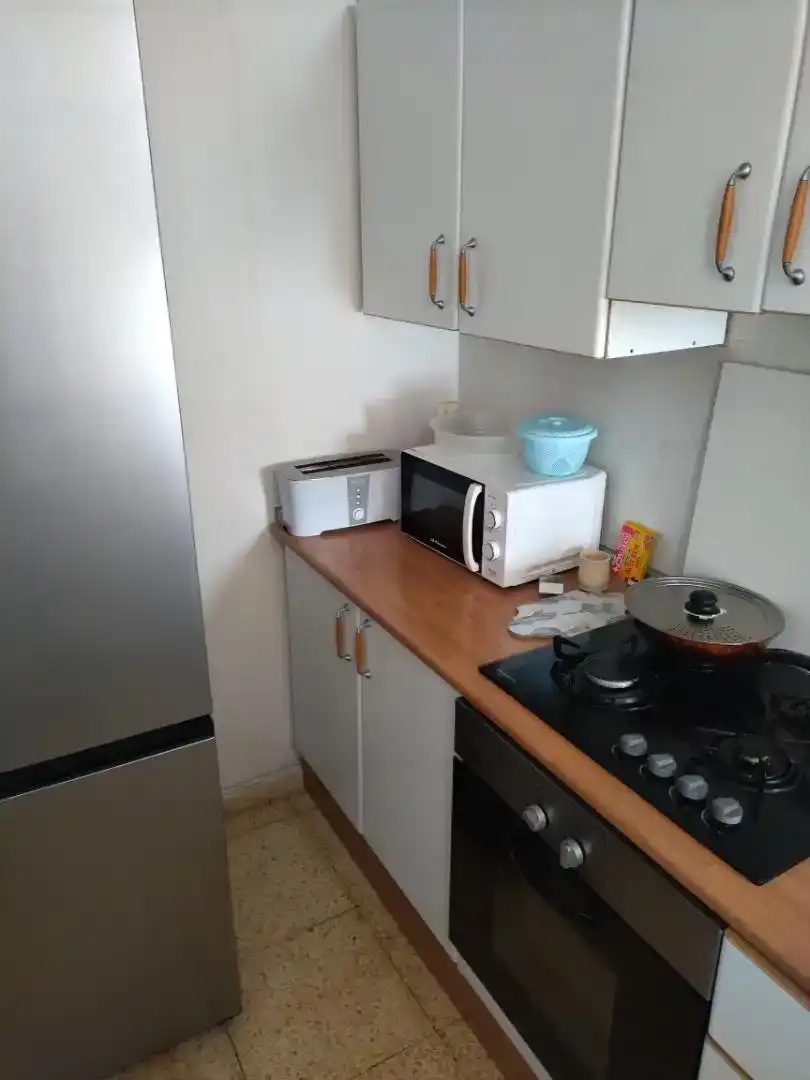 Cuina de Pis per a compartir en Motril amb Moblat, Rentadora i Internet