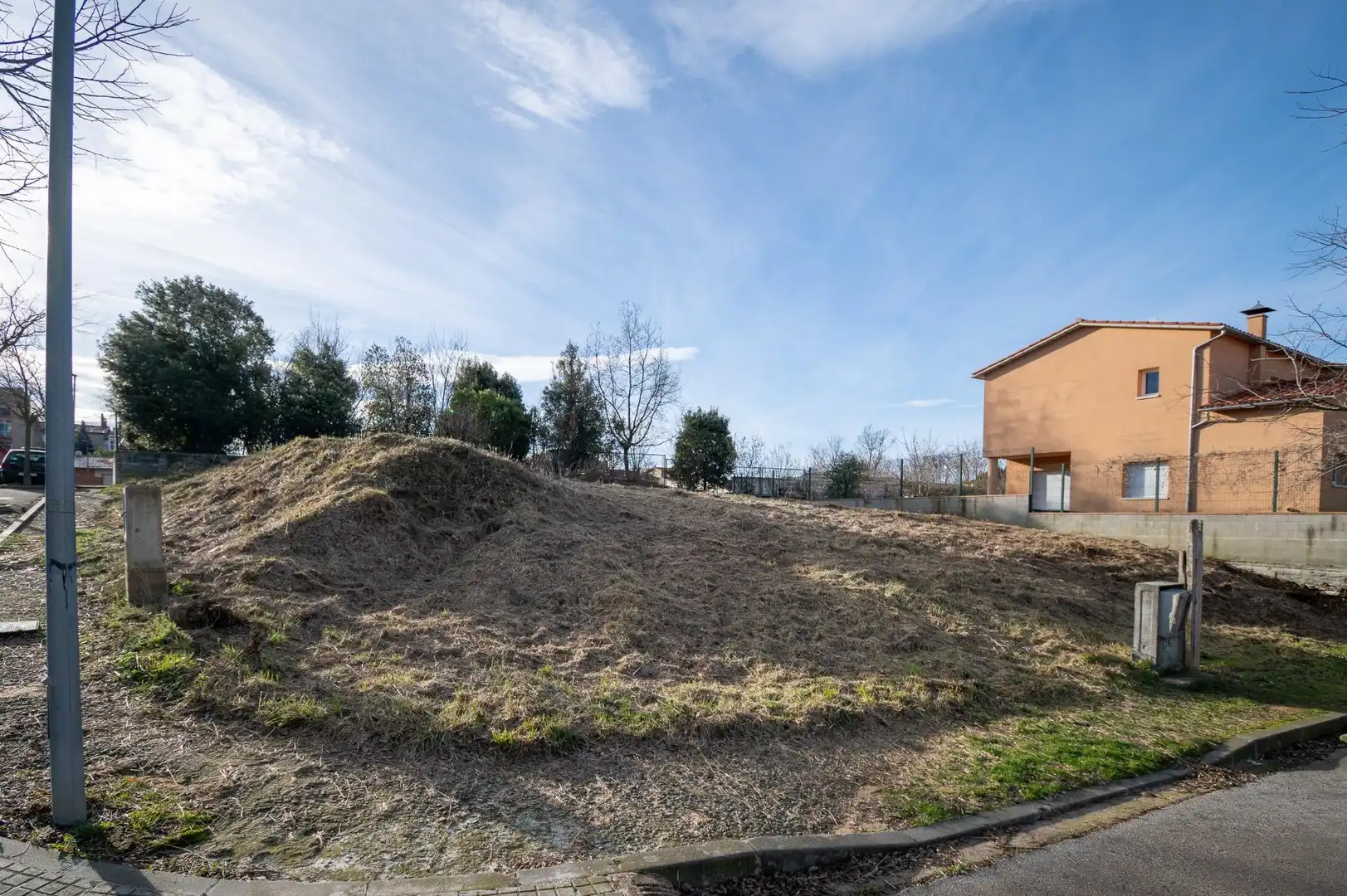 Terrenos y solares en venta en Carrer Miquel Martí i Pol, imagen 3