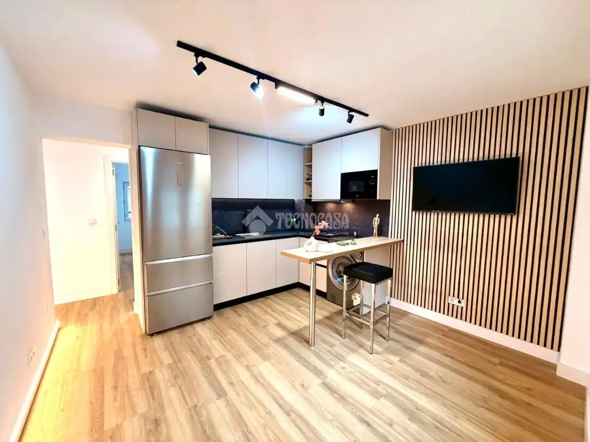 Cocina de Piso en venta en Santander con Calefacción, Parquet y Amueblado