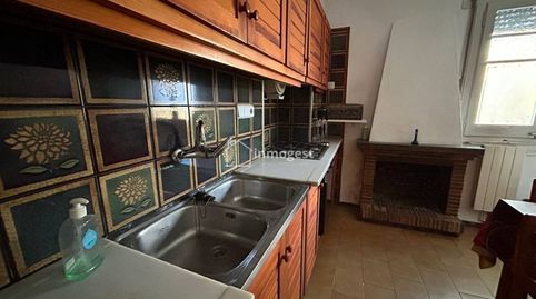 Foto 3 de Casa adosada en venta en Calle Mayor, Veïnat, Salt