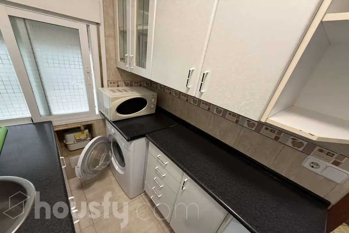 Küche von Wohnung zur Miete in Madrid mit Heizung, Möbliert und Balkon