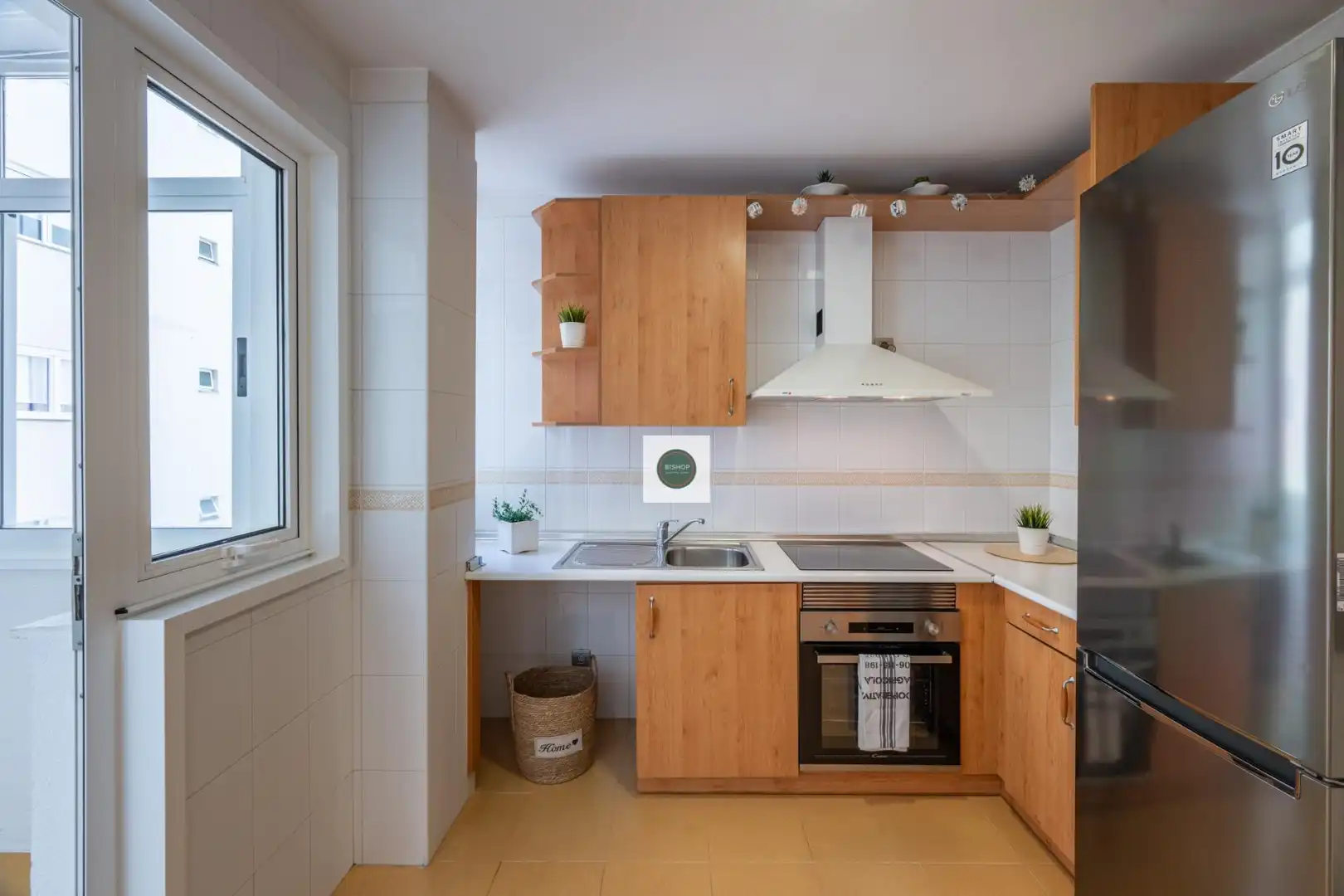 Cocina de Piso en venta en A Coruña Capital  con Calefacción y Trastero