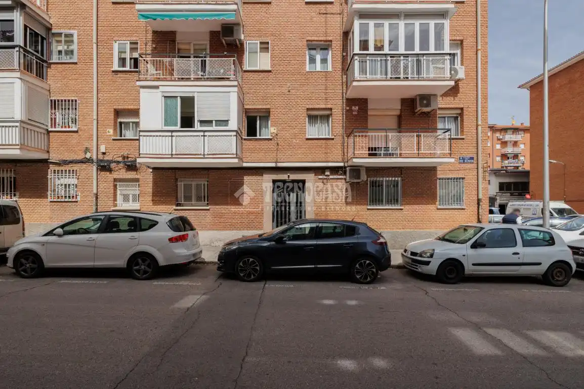 Exterior view of Flat for sale in Madrid  with Air Conditioner, Heating and Terrace