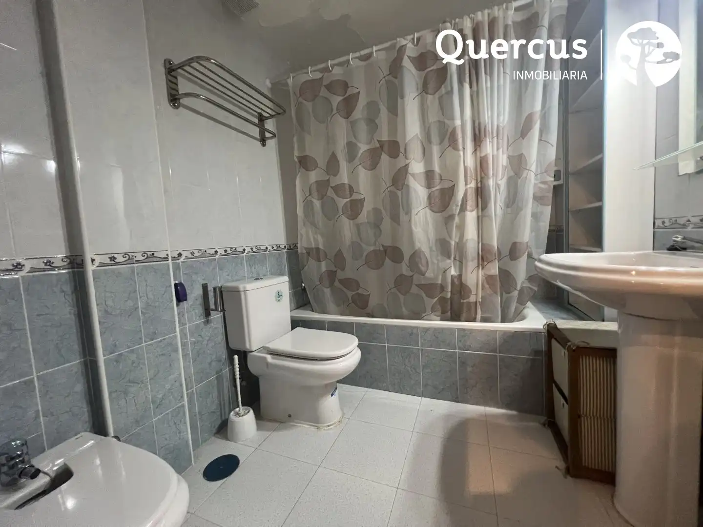 Bathroom of Flat for sale in Espirdo  with Heating and Storage room