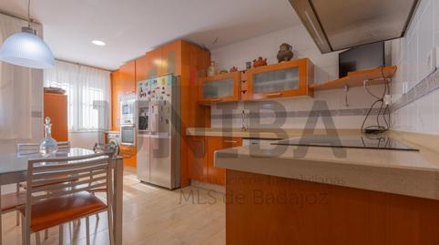 Foto 4 de Casa adosada en venda a Valdepasillas - La Paz - Huerta Rosales, Badajoz Capital