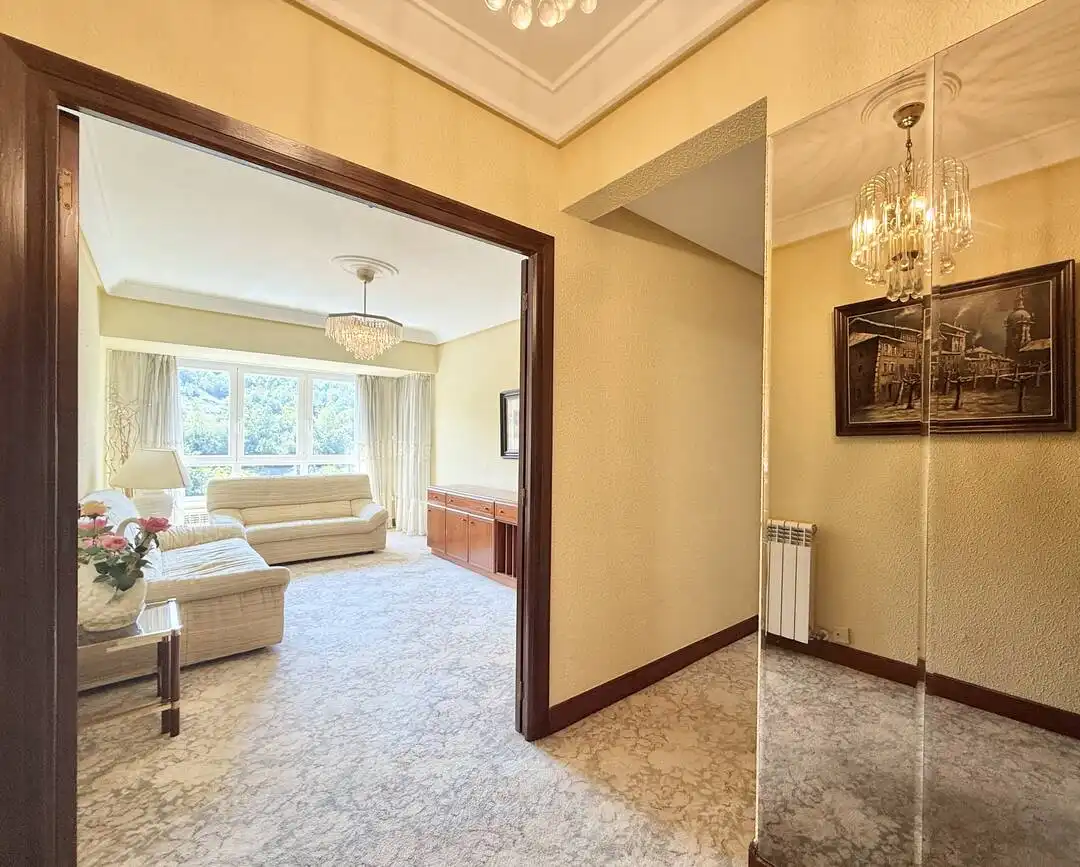 Piso en venta en Elgoibar con Calefacción, Terraza y Amueblado