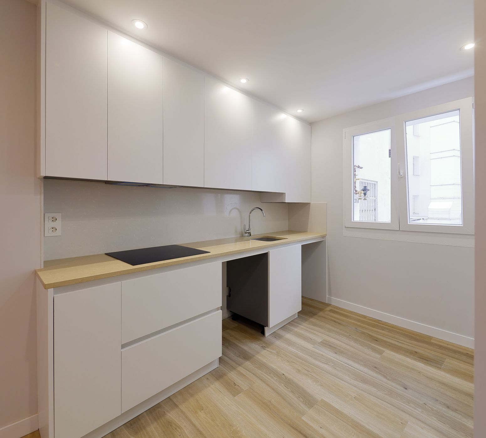 Pis en venda a Gijón - CL MAGNUS BLIKSTAD, Laviada