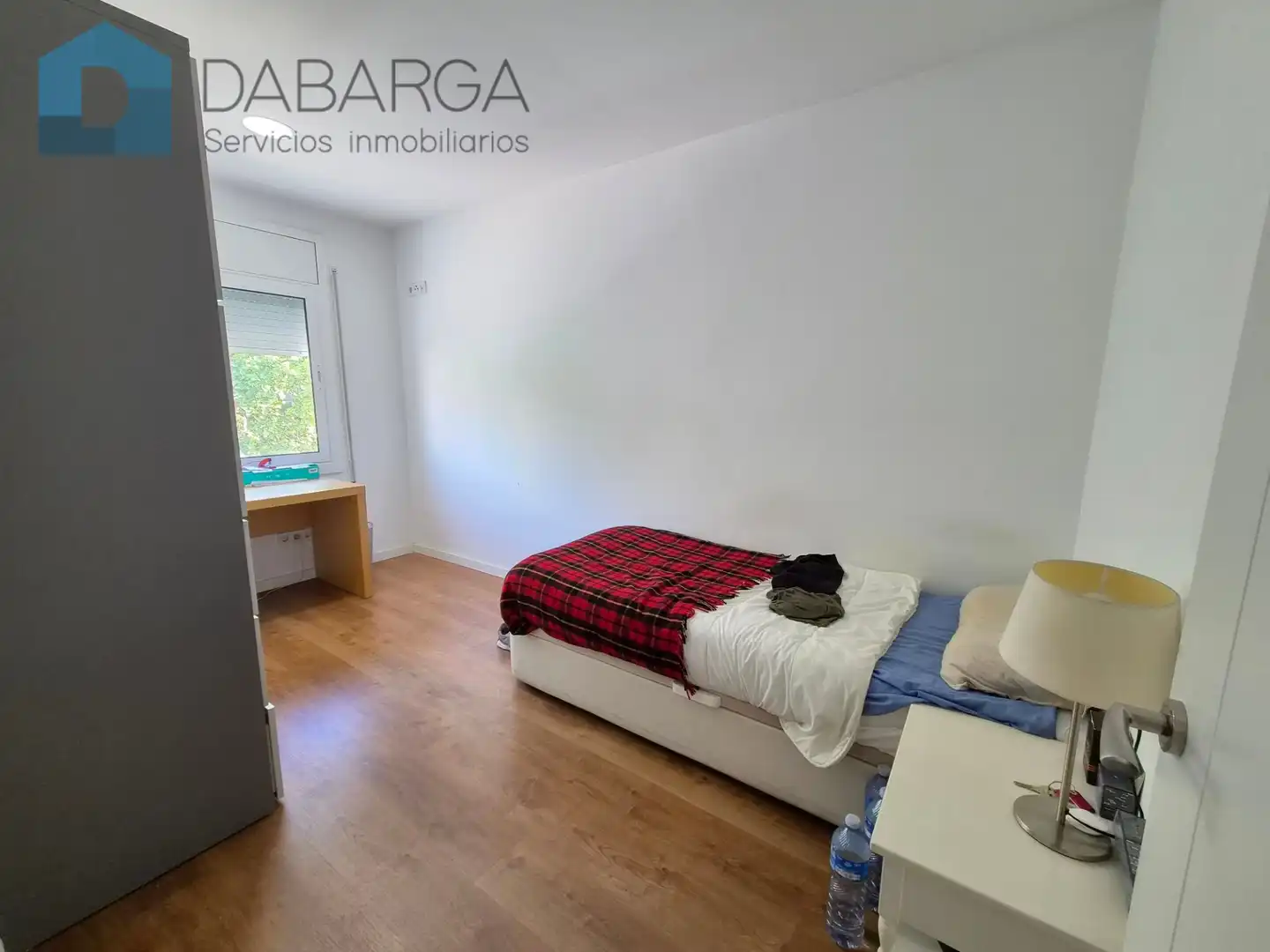 Dormitori de Casa o xalet en venda en Ripollet amb Aire condicionat, Parquet i Terrassa