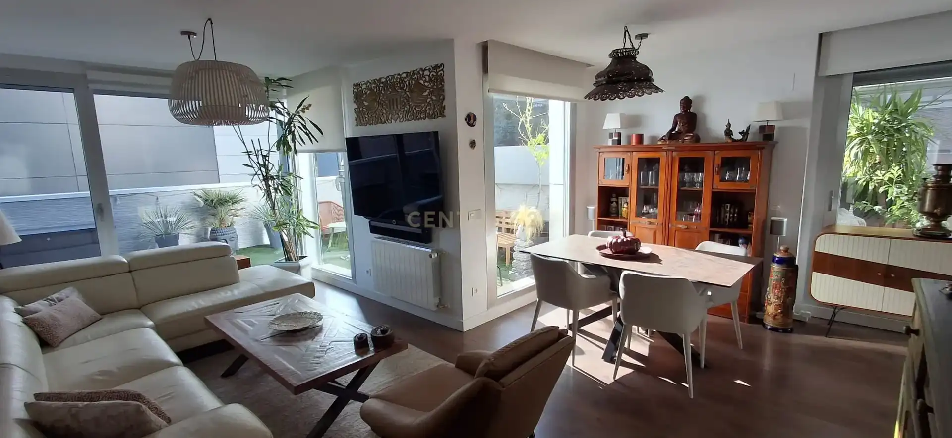 Sala de estar de Apartamento en venta en Alcalá de Henares con Aire acondicionado, Trastero y Piscina comunitaria
