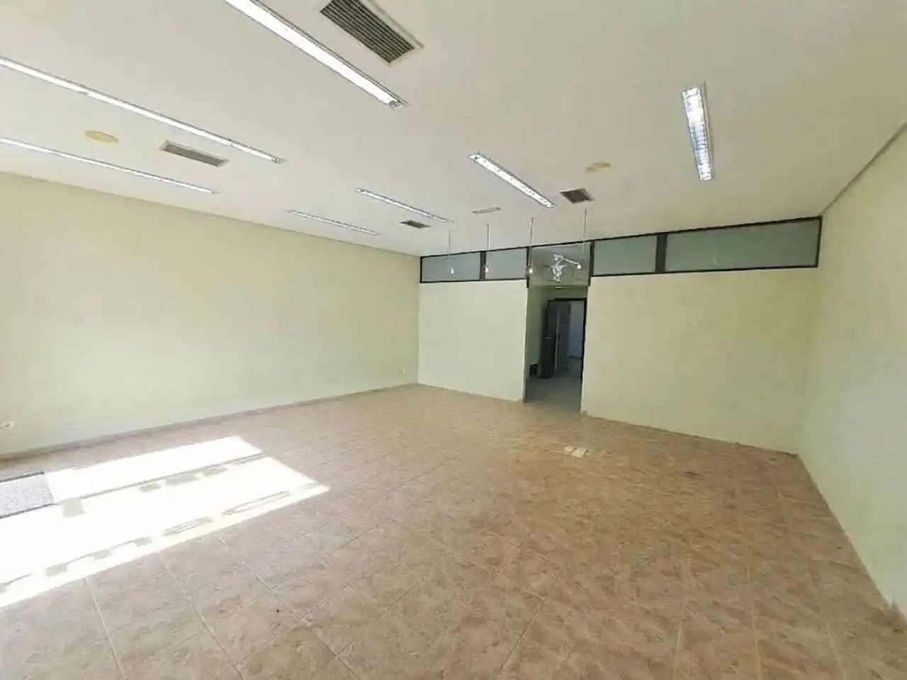Local en venta en Quintanilla Vivar, Burgos