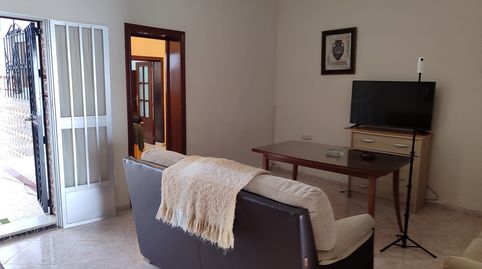 Foto 4 de Casa o chalet en venta en Calle Azorín, Torre Cruz - Los Molinos, Utrera