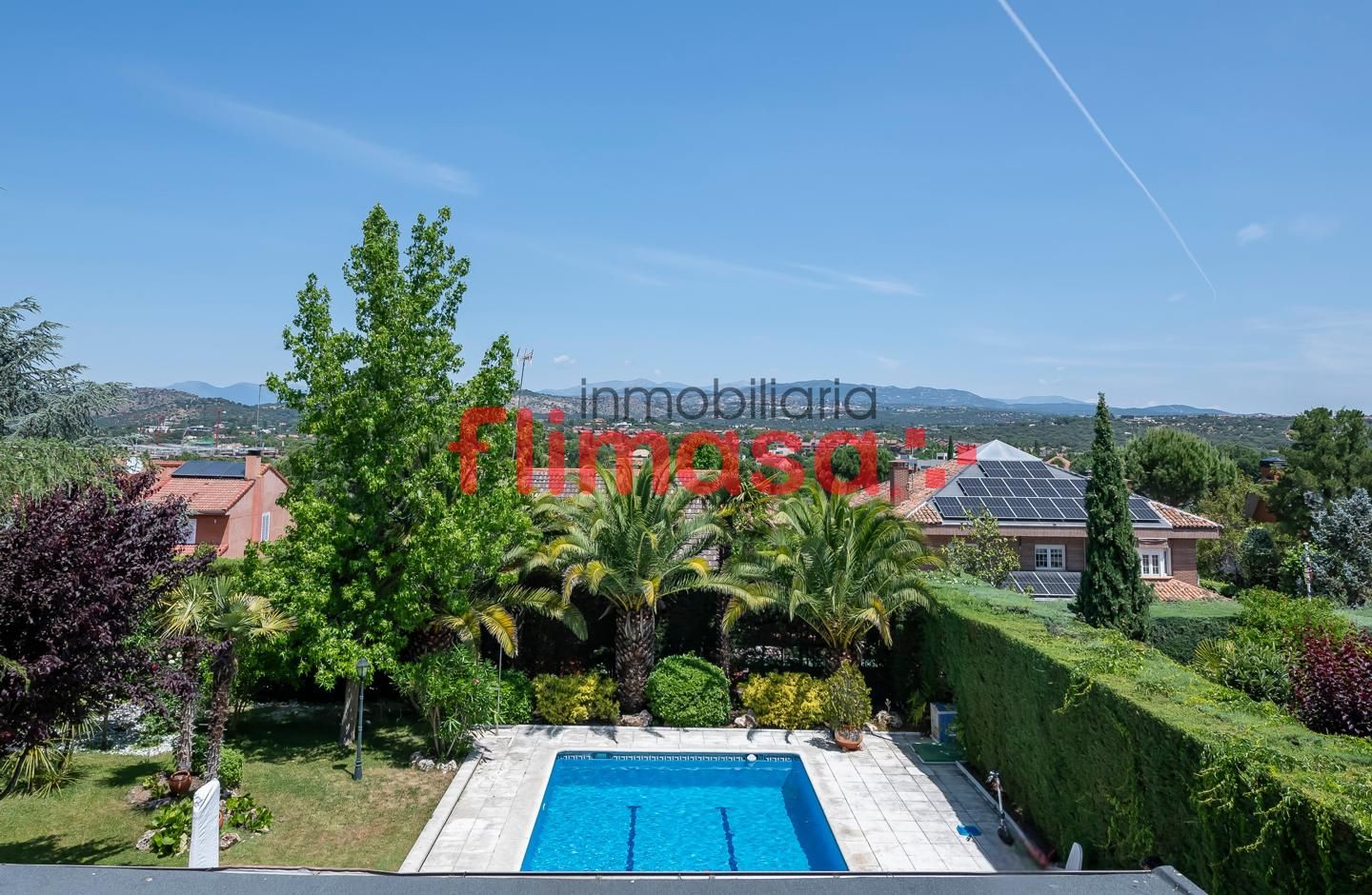 Exterior view of House or chalet for sale in Las Rozas de Madrid  with Air Conditioner, Heating and Private garden