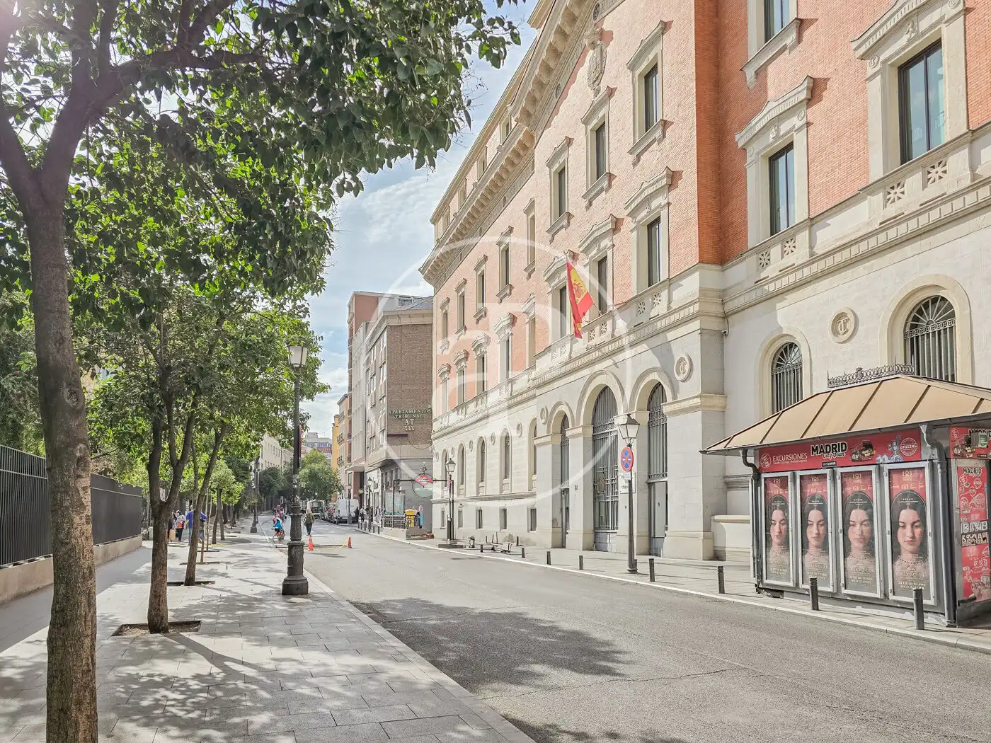 Exterior view of Flat for sale in Madrid  with Heating
