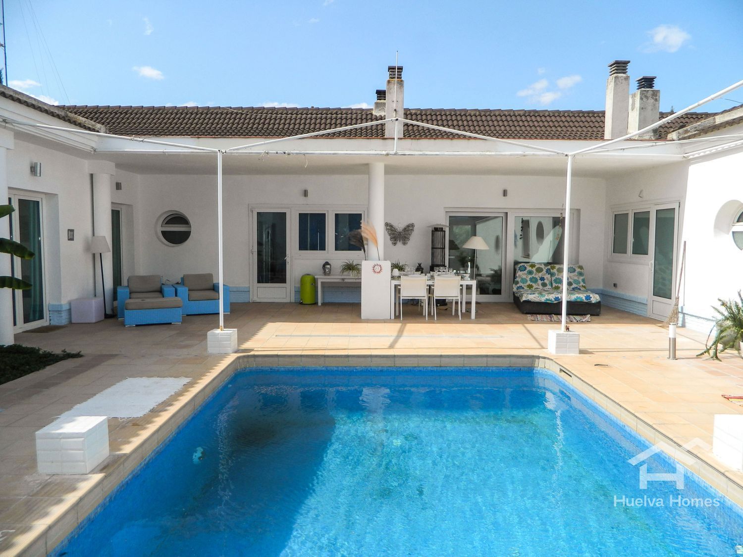 Piscina de Casa o xalet en venda en Ayamonte amb Aire condicionat, Jardí privat i Terrassa
