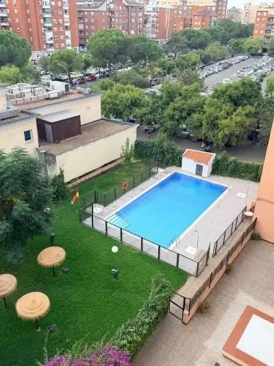 Piscina de Piso en venta en Badajoz con Calefacción, Terraza y Trastero