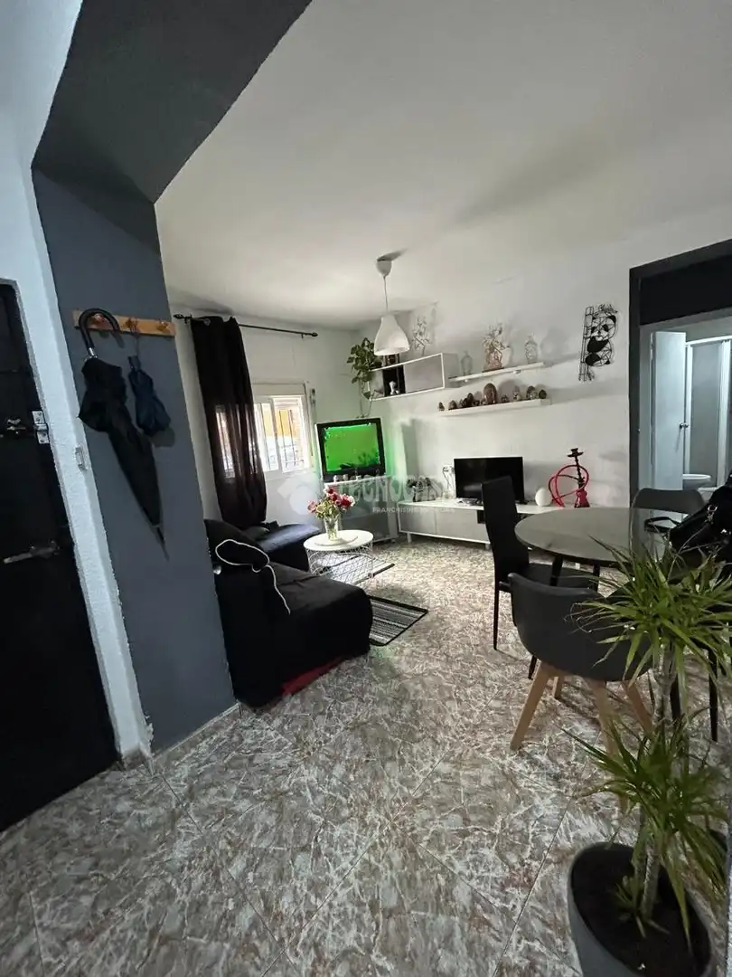 Living room of Flat for sale in Sevilla