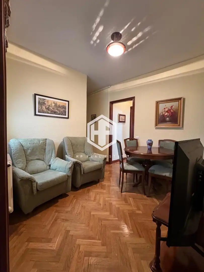 Wohnzimmer von Wohnung zum Verkauf in Madrid mit Heizung