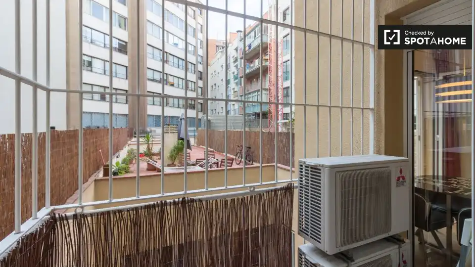 Piso con terraza en alquiler en Eixample, imagen 19