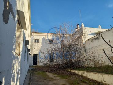 Casa con jardín en venta en Belmez