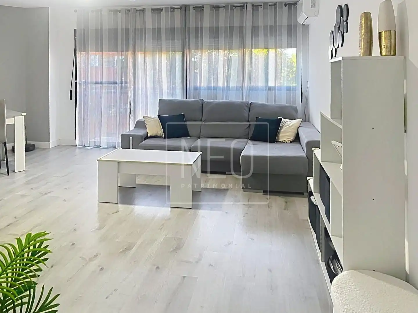 Sala d'estar de Pis en venda en Torrejón de Ardoz amb Aire condicionat, Calefacció i Jardí privat