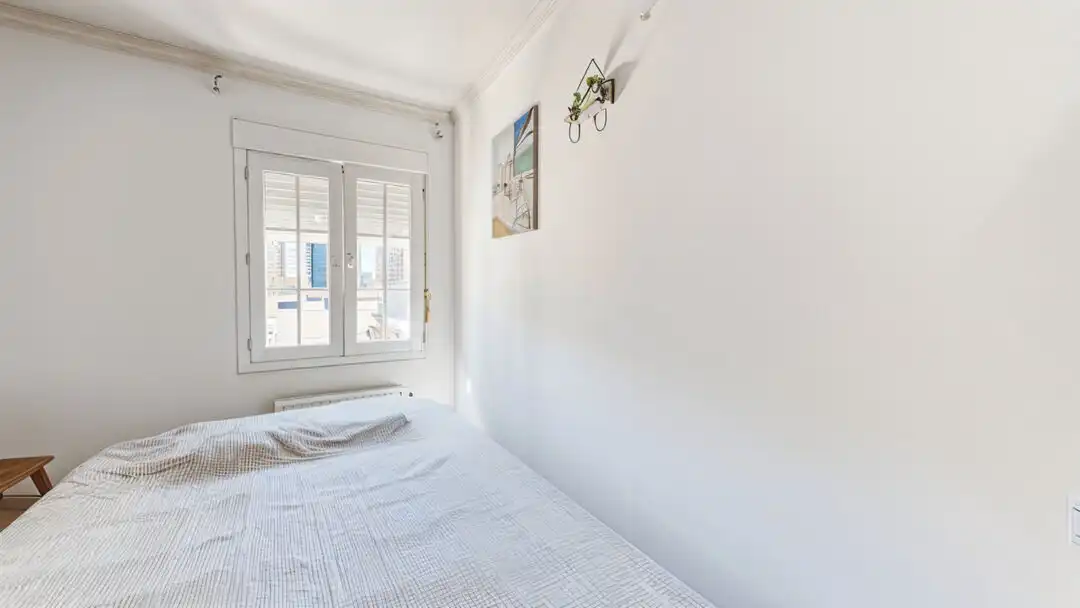Schlafzimmer von Wohnung zum Verkauf in Madrid mit Klimaanlage, Heizung und Terrasse