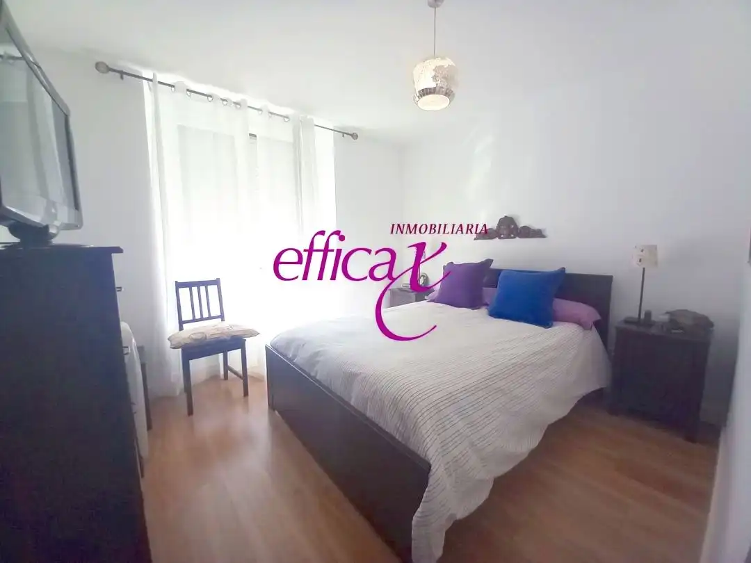 Habitación de Casa o chalet en venta en Santo Domingo-Caudilla con Aire acondicionado, Calefacción y Trastero