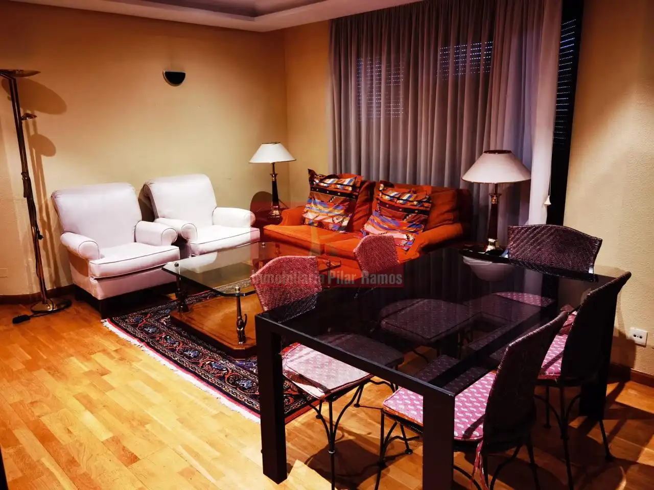 Wohnzimmer von Wohnung zur Miete in León Capital  mit Heizung, Parkett und Terrasse