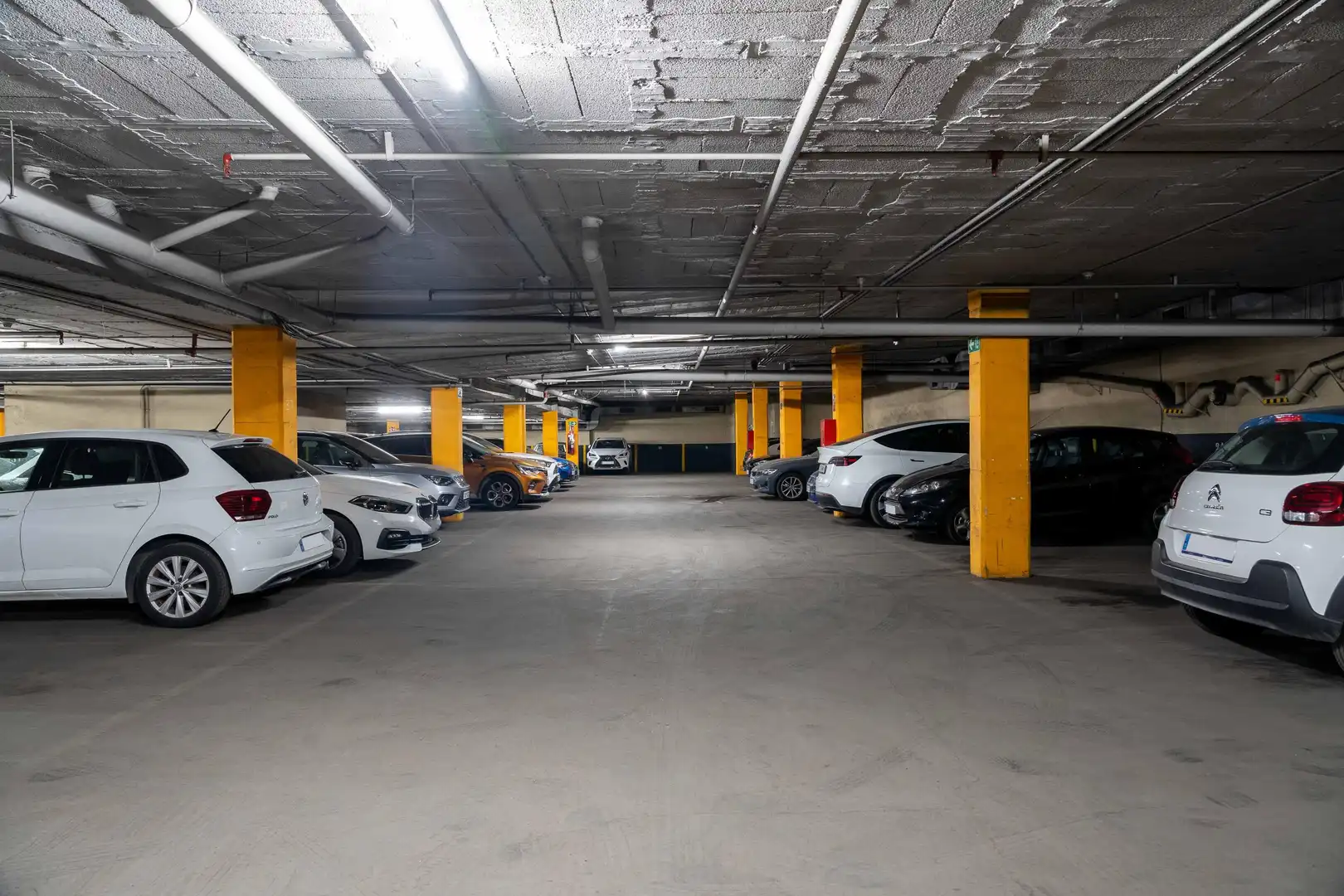 Parking of Garage for rent in Barcelona