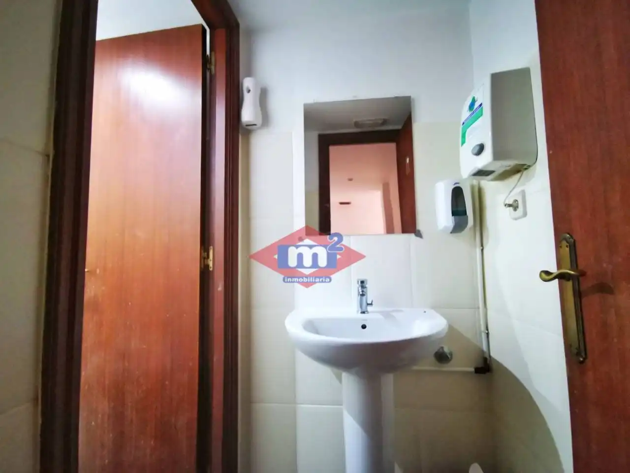 Badezimmer von Geschaftsraum zur Miete in Baiona