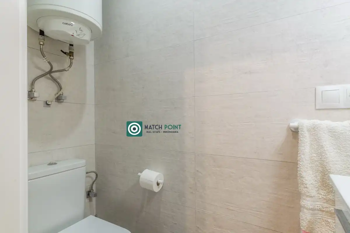 Bathroom of Flat for rent in Almuñécar  with Furnished