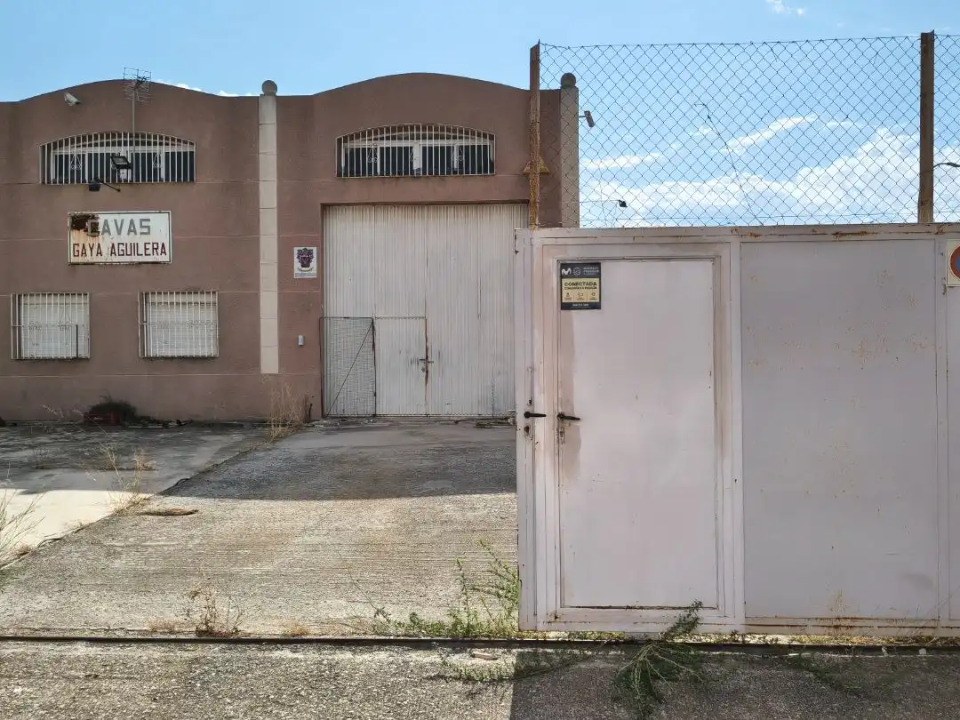 Nau industrial en venda a Alt Camp 2