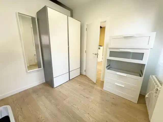 Bedroom of Flat for rent in Santander  with Heating, Furnished and Oven