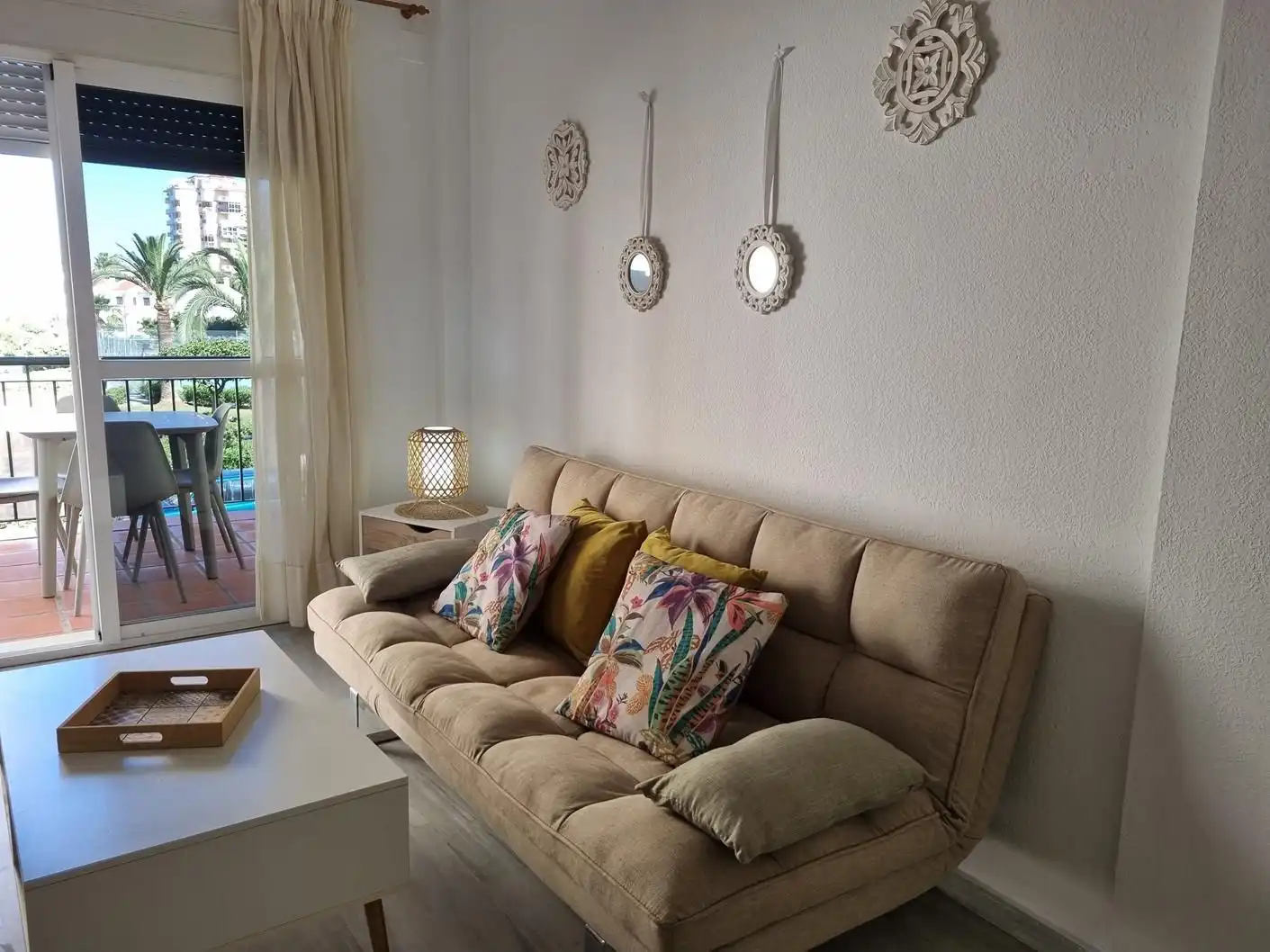 Wohnzimmer von Wohnungen zur Miete in Torrox mit Klimaanlage, Heizung und Terrasse