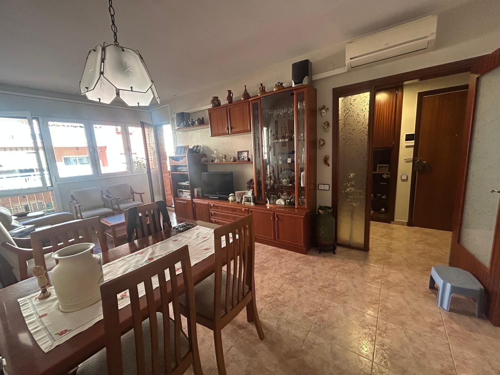 Comedor de Piso en venta en Sabadell con Aire acondicionado, Terraza y Balcón